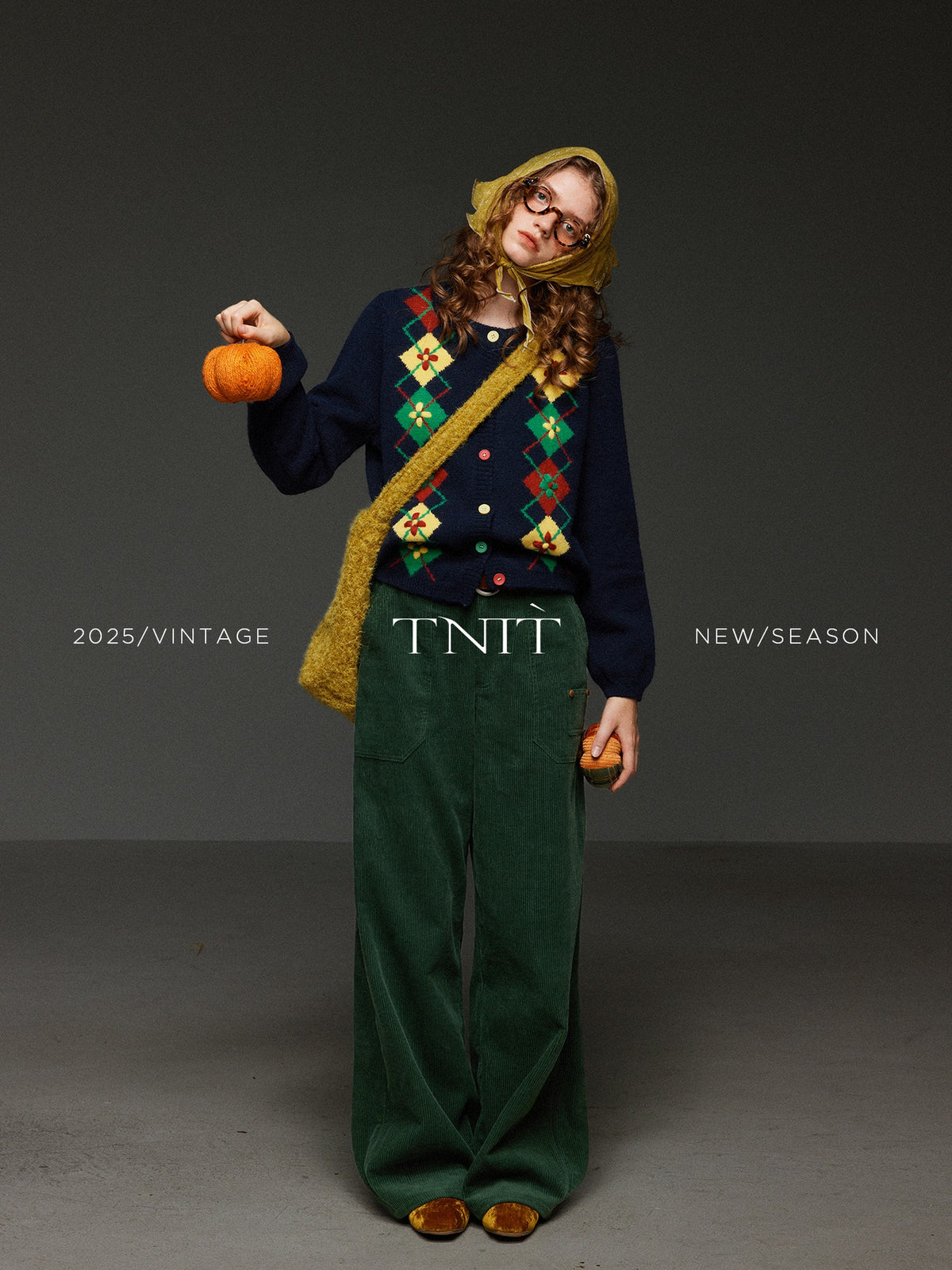 TNIT Vintage Diamond Jacquard Embroidered Round Neck Colorblock Women's Knit Cardigans